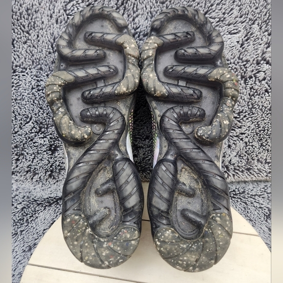 Nike Air VaporMax 2020 Flyknit Multi-Color Women's Size 8.5 - Picture 8 of 9